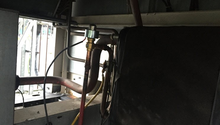 Replacing Electronic Expansion Valve on Hitachi Water Chiller